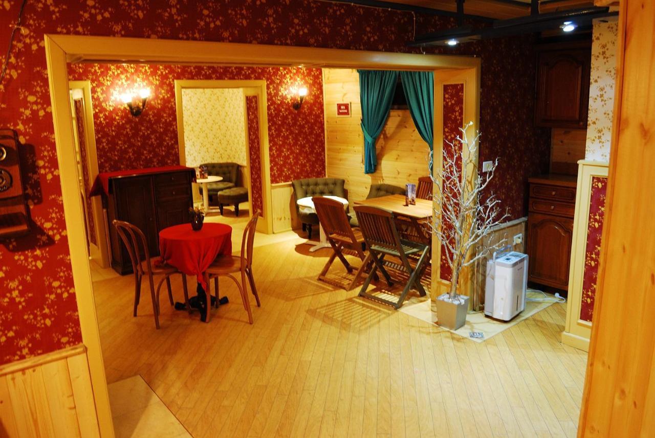 Hotel London Tirana Eksteriør billede