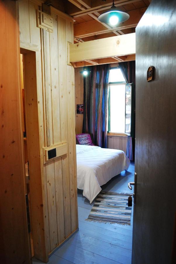 Hotel London Tirana Eksteriør billede