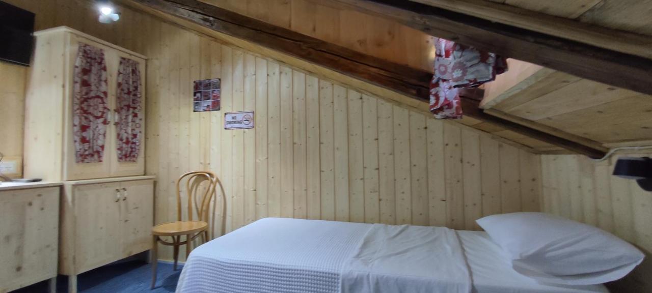 Hotel London Tirana Eksteriør billede